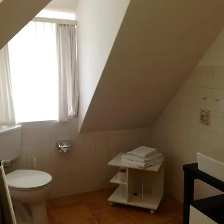 Landhaus Neu-golm * באד סארואו